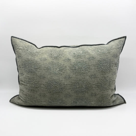 Stone Washed Jacquard Kilim in Aqua